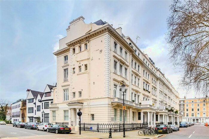 2 Bedroom Flat To Rent In Cornwall Gardens, South Kensington, London, SW7