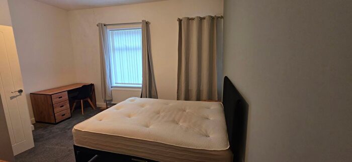 5 Bedroom Property To Rent In Norris Street, Warrington, WA2