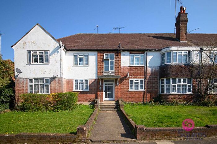 2 Bedroom Flat For Sale In Malcolm Crescent, Malcolm Court Malcolm Crescent, NW4