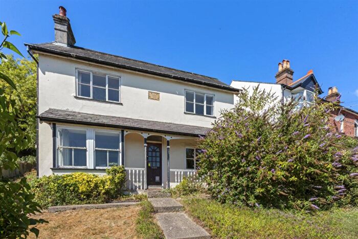 2 Bedroom Maisonette For Sale In Chapel Lane, High Wycombe, HP12