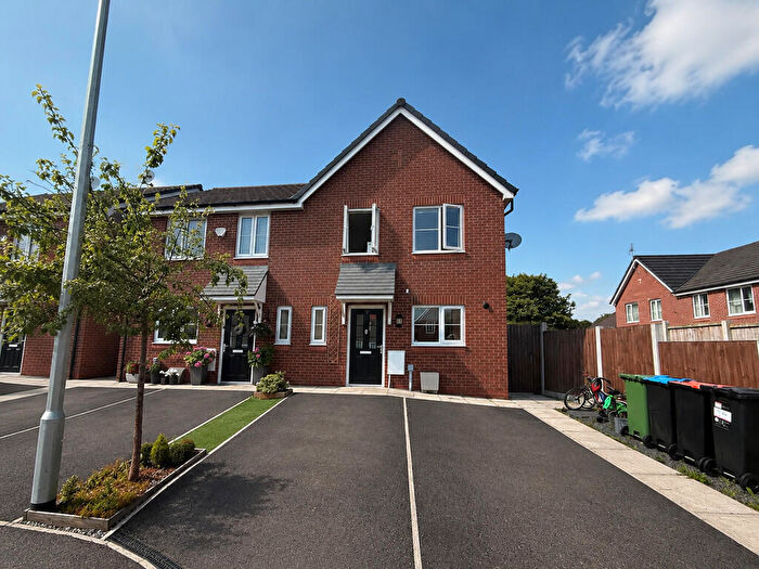 3 Bedroom Semi Detached House For Sale In Pelton Close, Barnton, Northwich, CW8