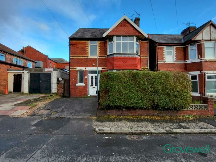 4 Bedroom Detached House To Rent In Mowbray Avenue, Prestwich, Manchester, M25