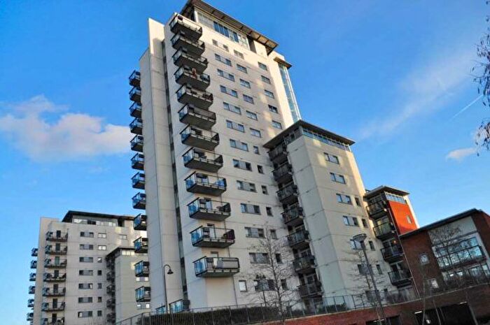 2 Bedroom Flat To Rent In Erebus Drive, London, SE28