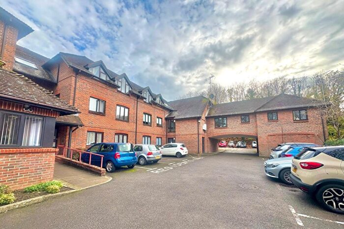 1 Bedroom Flat For Sale In Abbey Street, Farnham, Surrey, GU9