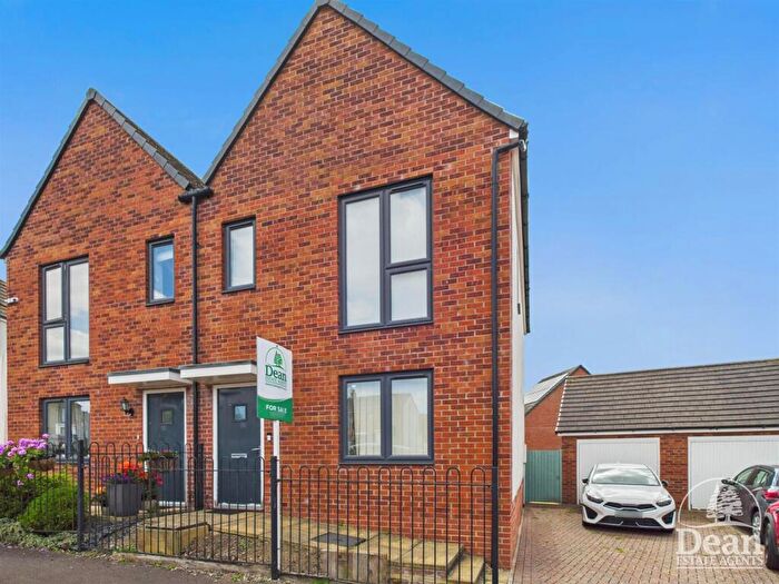 3 Bedroom Semi-Detached House For Sale In Cinders Crescent, Cinderford, GL14