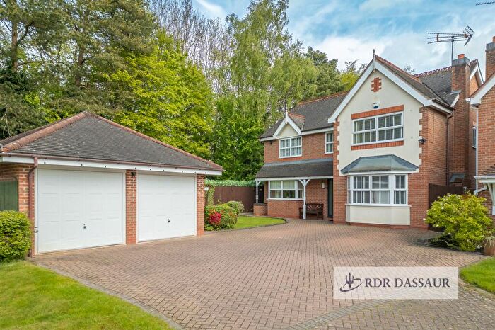 4 Bedroom Detached House For Sale In Heath Green Way, Coventry, CV4