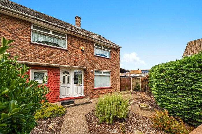 3 Bedroom End Of Terrace House For Sale In Codrington Gardens, Gravesend, Kent., DA12