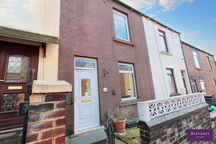 2 Bedroom Property For Sale In New Street, Stairfoot, Barnsley, S71