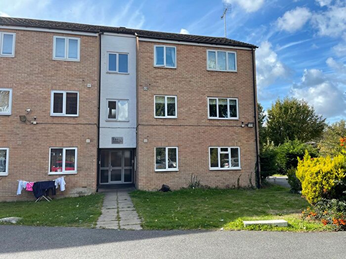2 Bedroom Flat To Rent In Benyon Path, South Ockendon, RM15