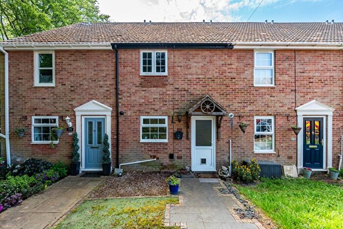3 Bedroom Terraced House For Sale In Rossan Avenue, Warsash, SO31