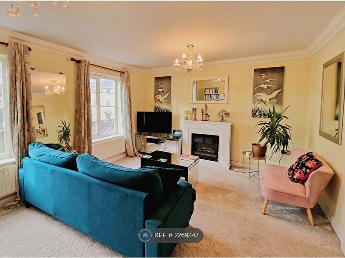 4 Bedroom Terraced House To Rent In Northcroft, Cheltenham, GL50