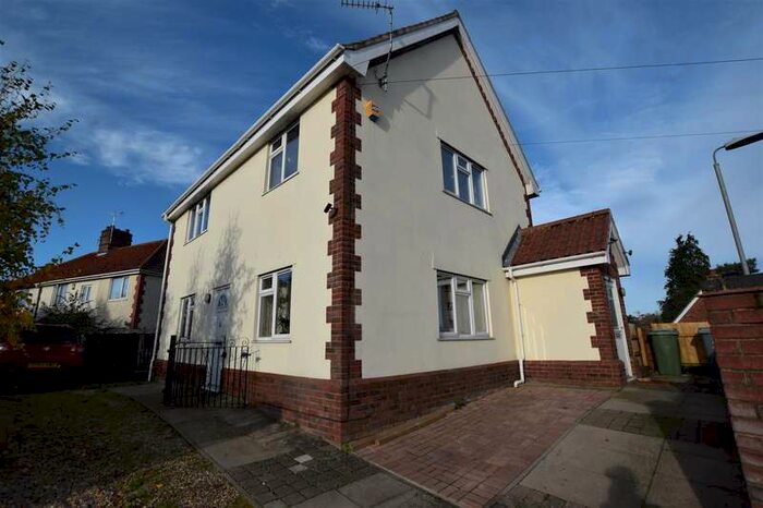 3 Bedroom Maisonette Flat To Rent In Lilian Close, Norwich, NR6