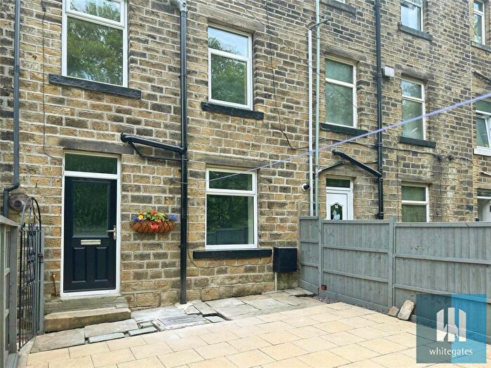 2 Bedroom Terraced House For Sale In Emmanuel Terrace, Lockwood, Huddersfield, HD4