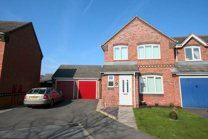 3 Bedroom House To Rent In Marigold Close, Stamford, PE9