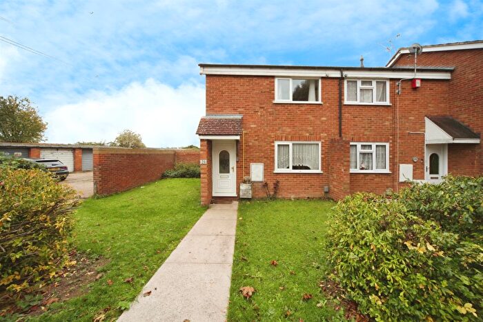 3 Bedroom End Terrace House For Sale In Long Meadow, Houghton Regis, Dunstable, LU5