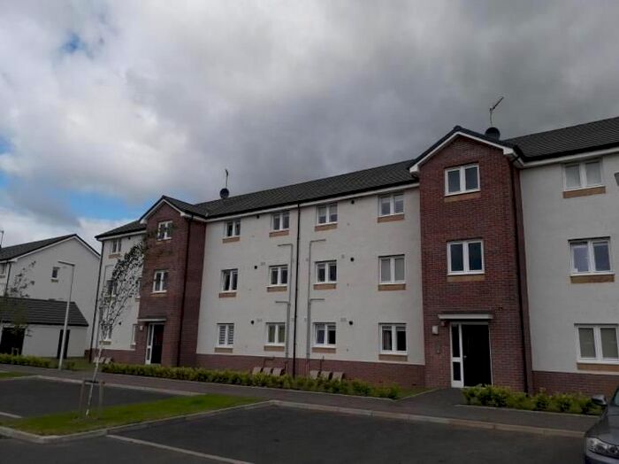 2 Bedroom Flat To Rent In Black Loch Place, Dunfermline, KY11