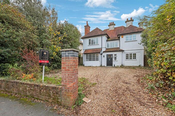 5 Bedroom Detached House For Sale In Lowther Road, Bournemouth, BH8