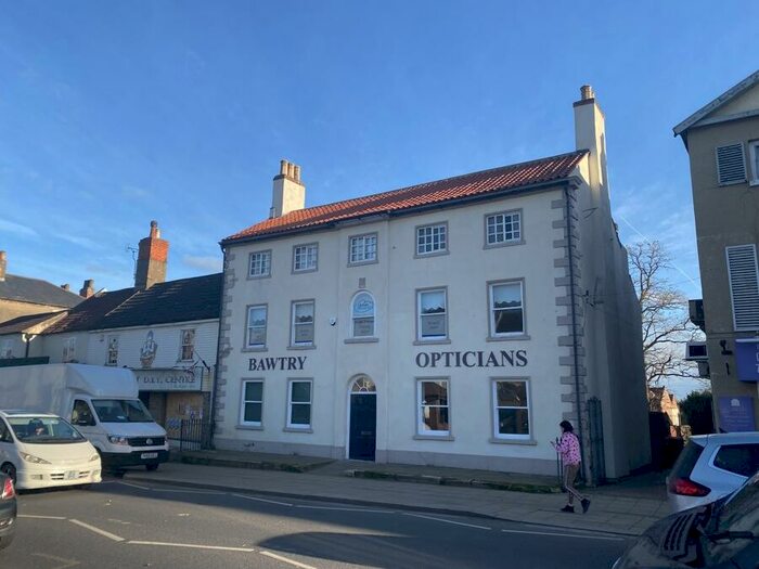 Studio To Rent In First Floor, High Street, Bawtry, Doncaster, South Yorkshire, DN10