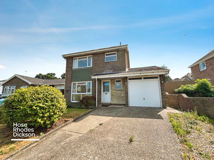 3 Bedroom Detached House For Sale In Windsor Drive, Shanklin, Isle Of Wight, PO37