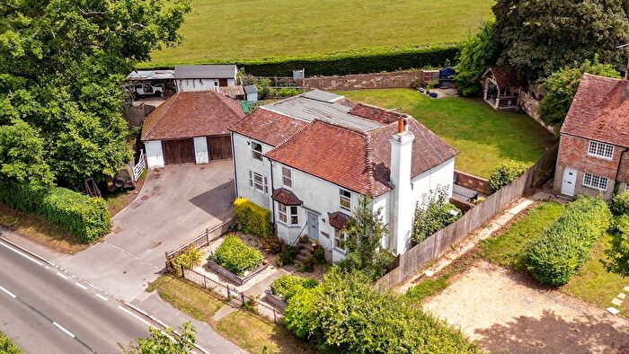 4 Bedroom Detached House For Sale In Newtons Hill, Harfield, TN7