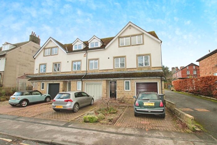 5 Bedroom Town House To Rent In Station Road, Menston, Ilkley, LS29