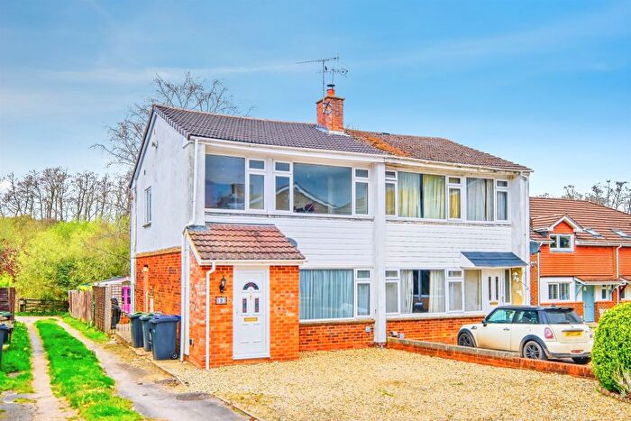 3 Bedroom Semi Detached House For Sale In Greenfields, West Grimstead, Salisbury, SP5