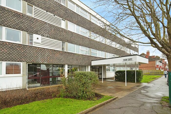 2 Bedroom Flat For Sale In Park Gate, Somerhill Road, Hove, East Sussex, BN3