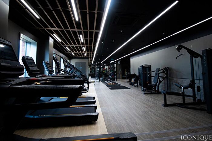 3 Bedroom Flat For Sale In Dutton Street, Manchester, M3