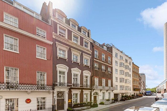 1 Bedroom Flat To Rent In Hertford Street, London, W1J