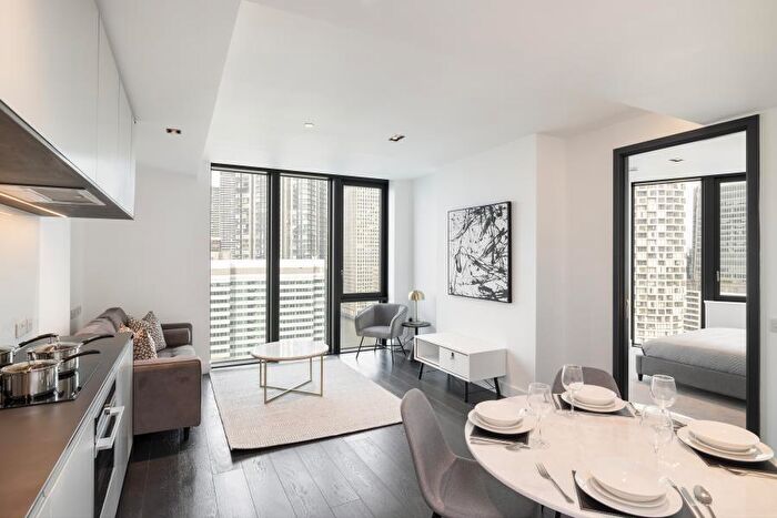 1 Bedroom Apartment To Rent In Amory Tower, Marsh Wall, E14