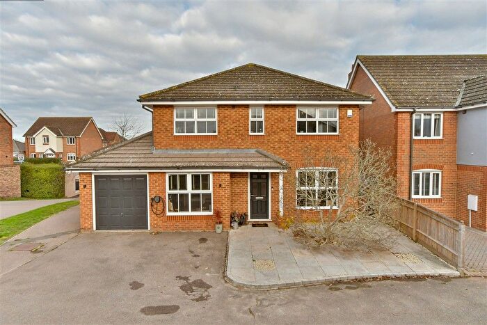 4 Bedroom Detached House For Sale In Cardigan Close, High Halstow, Rochester, Kent, ME3