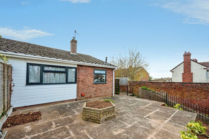 2 Bedroom Semi Detached Bungalow For Sale In Newtown Road, Worcester, WR5