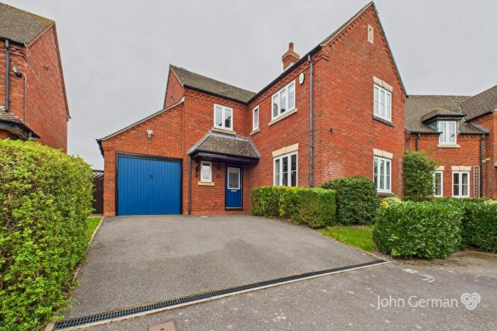 4 Bedroom Detached House For Sale In The Chase, Rosliston, DE12