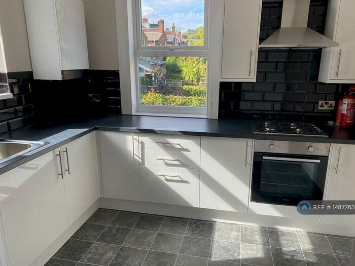 2 Bedroom Flat To Rent In Ecclesall Road, Sheffield, S11