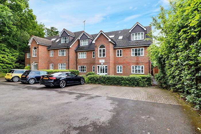 1 Bedroom Apartment To Rent In Mill Ride, Ascot, SL5