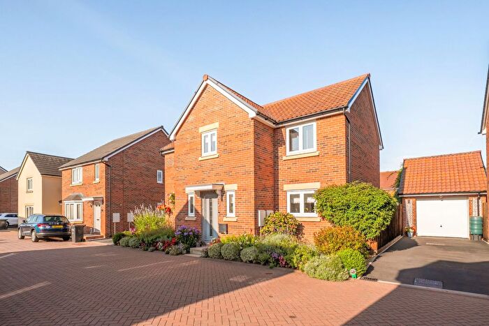 4 Bedroom Detached House For Sale In Rennie Crescent, Melksham, SN12