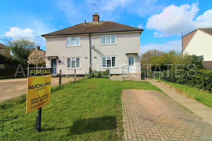 3 Bedroom Semi-Detached House For Sale In Park Road, Northaw, Potters Bar, EN6