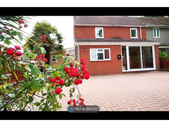 5 Bedroom Semi-Detached House To Rent In Snowdon Road, Bristol, BS16