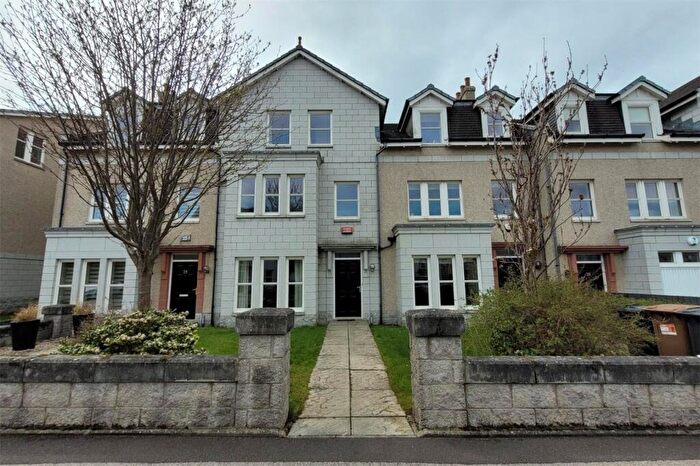 4 Bedroom Terraced House To Rent In Polmuir Gardens, Ferryhill, Aberdeen, AB11