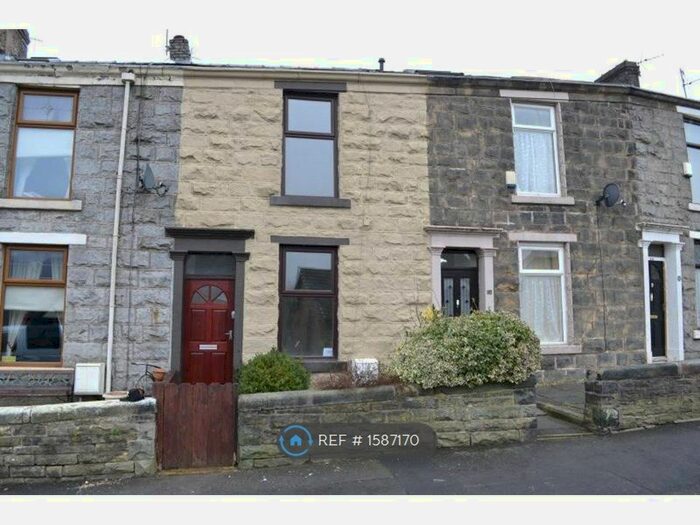 3 Bedroom Terraced House To Rent In Richmond Terrace, Darwen, BB3