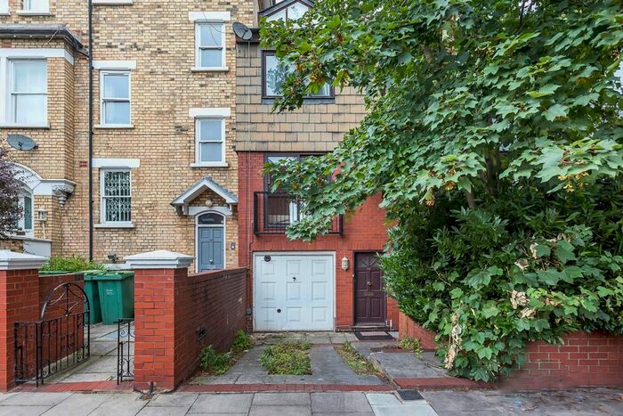 5 Bedroom Flat To Rent In Canfield Gardens, West Hampstead NW6