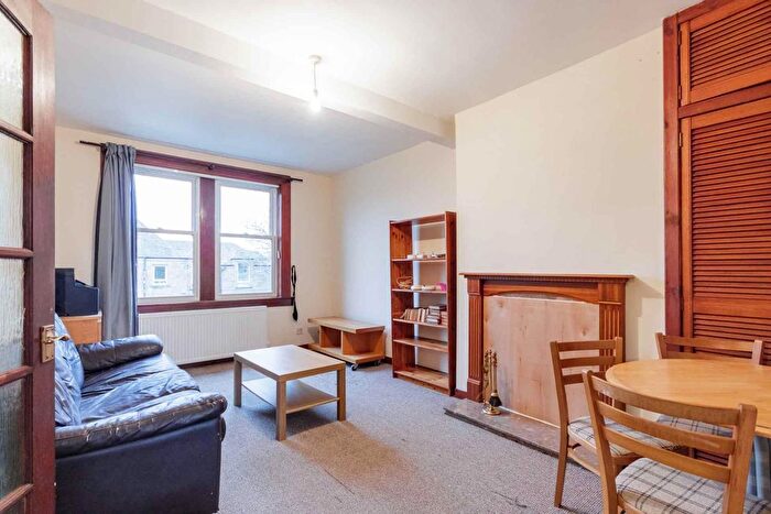 2 Bedroom Flat To Rent In Newtoft Street, Edinburgh, EH17