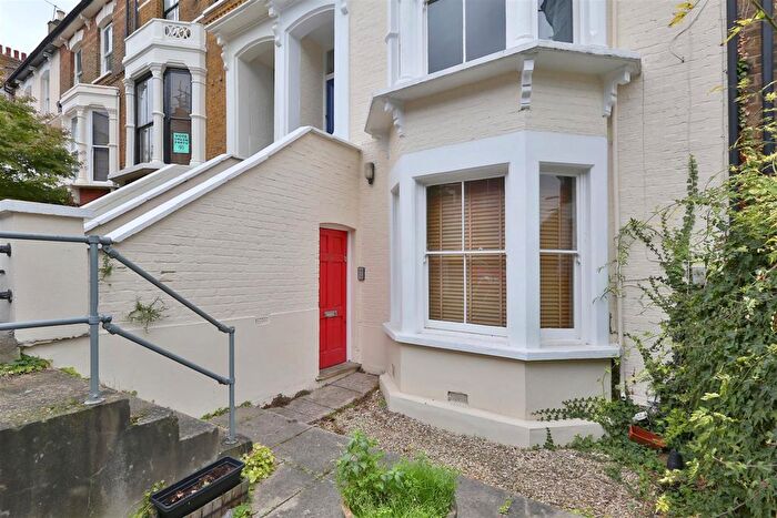 1 Bedroom Flat To Rent In Farleigh Road, Stoke Newington, N16