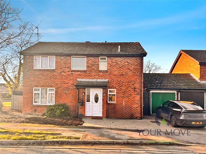 4 Bedroom Detached House For Sale In Westrope Way, Bedford, Bedfordshire, MK41