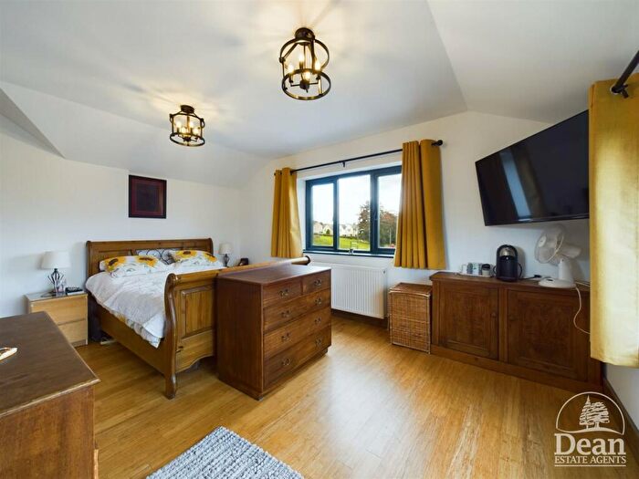 4 Bedroom Detached House For Sale In Staunton Road, Coleford, GL16