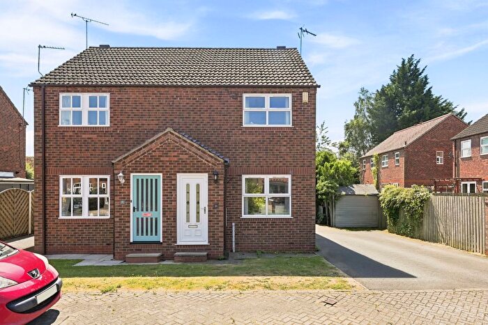 3 Bedroom Semi-Detached House For Sale In Riverside Close, Elvington, York, YO41