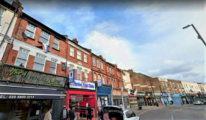 Studio To Rent In London, N15