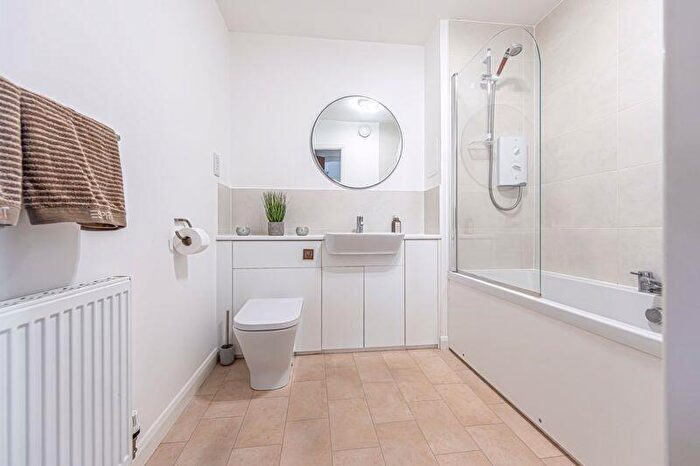 1 Bedroom Flat For Sale In Adelaide Road, Kirkcaldy, KY2