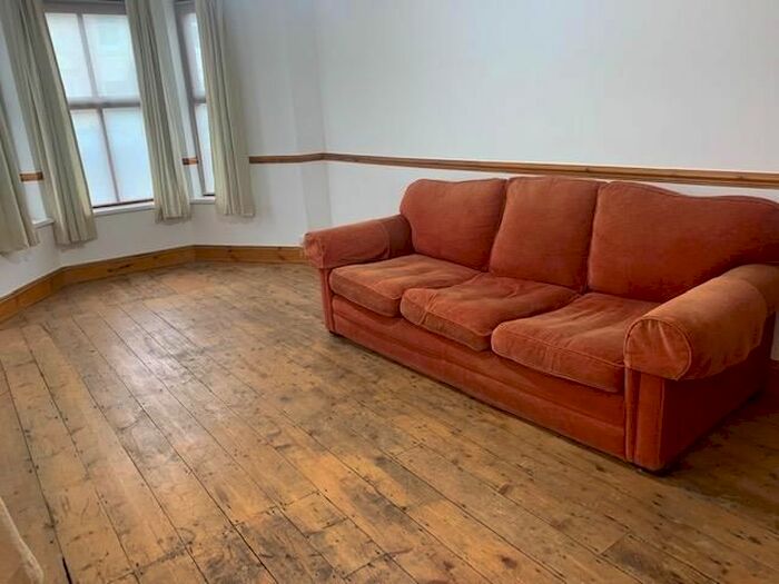 4 Bedroom Property To Rent In Talbot Street, Pontcanna, Cardiff CF11