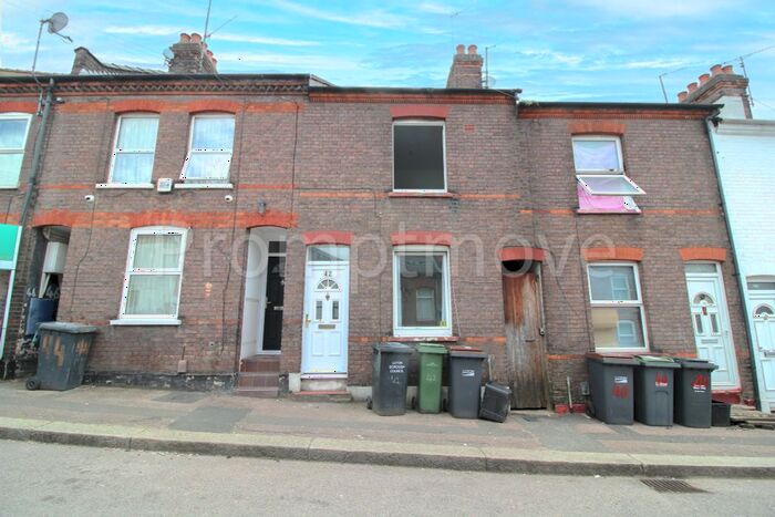 3 Bedroom Property To Rent In Hartley Road, Luton, LU2